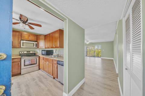 7541 NW 16th Street #1411, Plantation FL - photo 8 of 44