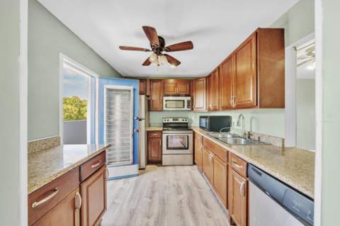 7541 NW 16th Street #1411, Plantation FL - photo 9 of 44