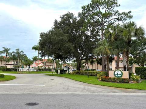 10019 Perfect Drive, Port St. Lucie FL - photo 19 of 40