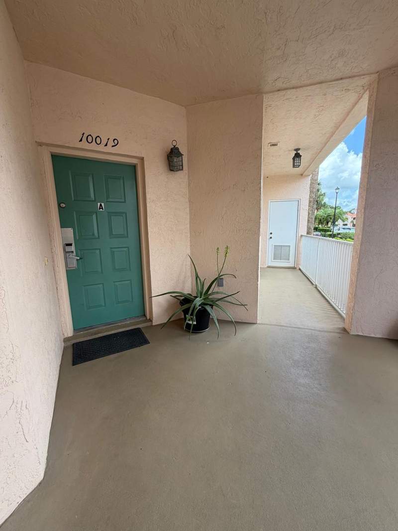 2 bedroom Condominium at 10019 Perfect Drive, Golf Villas II Condominium, Port St. Lucie — photo 3