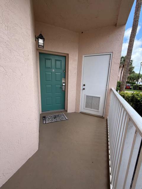 10019 Perfect Drive, Port St. Lucie FL - photo 6 of 40