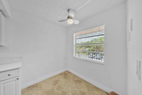 3099 NW 48th Avenue #260, Lauderdale Lakes FL - photo 7 of 48