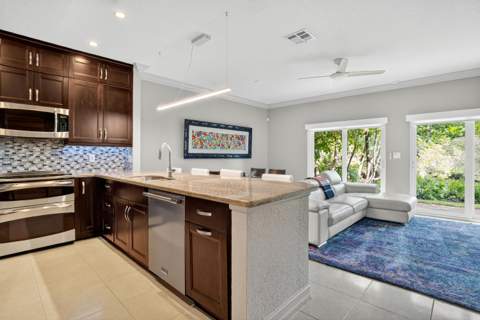 1777 NE 4th Avenue, Fort Lauderdale FL - photo 8 of 47
