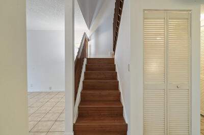 2561 NW 99th Avenue, Coral Springs FL - photo 13 of 34