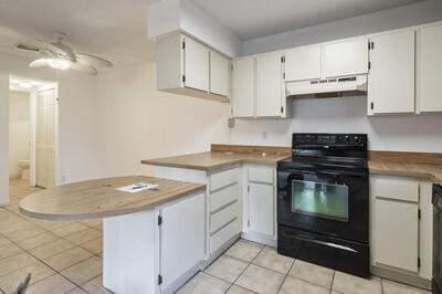 2561 NW 99th Avenue, Coral Springs FL - photo 8 of 34
