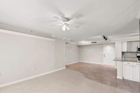 1200 Scotia Drive #403, Hypoluxo FL - photo 11 of 35
