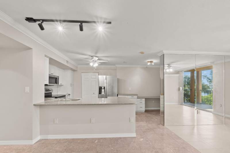 2 bedroom Condominium at 1200 Scotia Drive #403, Hypoluxos Mariners Cay Condo, Hypoluxo — photo 5