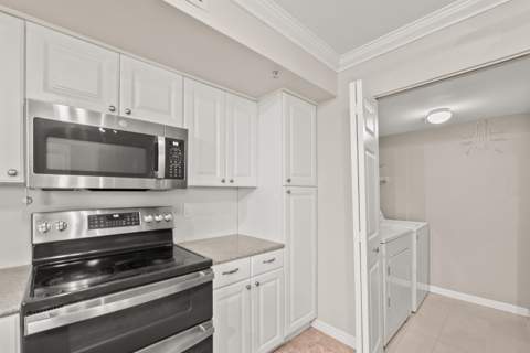1200 Scotia Drive #403, Hypoluxo FL - photo 8 of 35