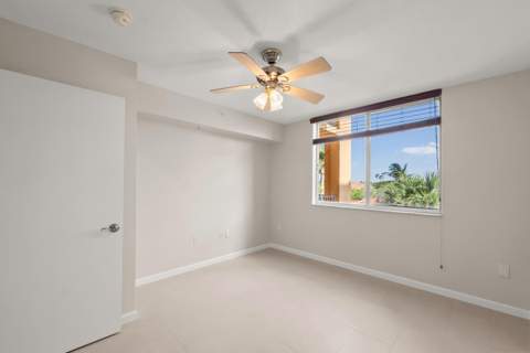 1200 Scotia Drive #403, Hypoluxo FL - photo 18 of 35