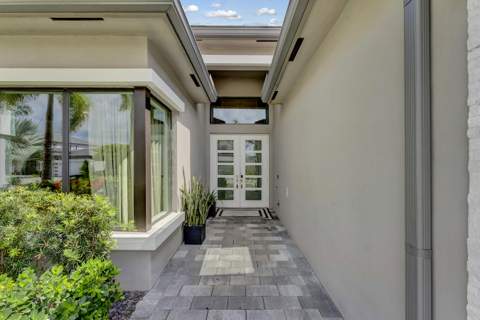 8533 Ganton Drive, Boca Raton FL - photo 7 of 52