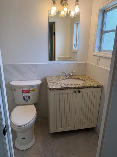 2041 SW 84th Avenue, Davie FL - photo 11 of 17