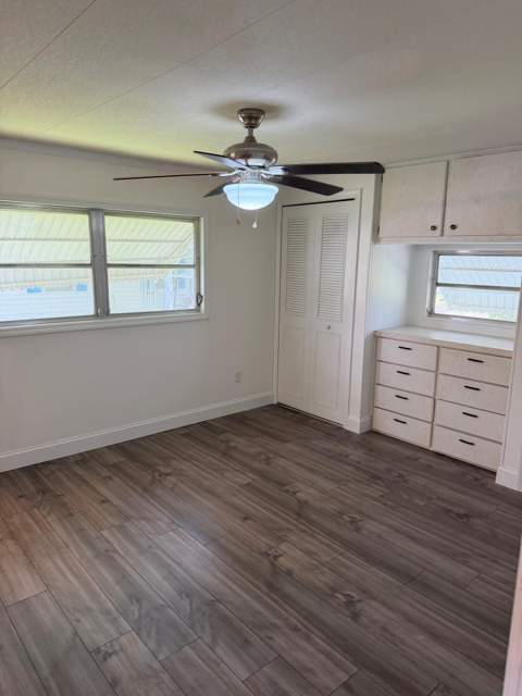2041 SW 84th Avenue, Davie FL - photo 7 of 17