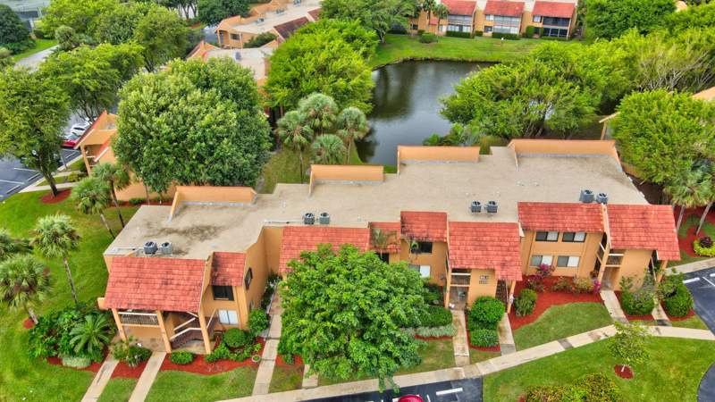 2 bedroom Condominium at 11255 Green Lake Drive #202, Green Lakes Condo 1 Thru 21 Or3248P1, Boynton Beach — photo 3
