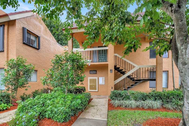 2 bedroom Condominium at 11255 Green Lake Drive #202, Green Lakes Condo 1 Thru 21 Or3248P1, Boynton Beach — photo 4