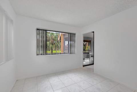 11255 Green Lake Drive #202, Boynton Beach FL - photo 15 of 29