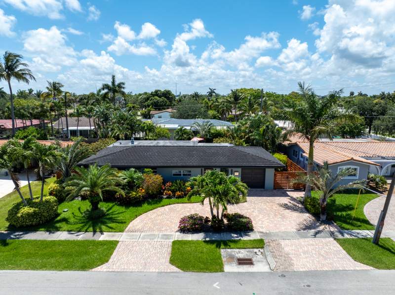 3 bedroom Single Family Residence at 5041 NE 24th Avenue, Coral Key Villas 2nd Sec, Lighthouse Point — photo 4