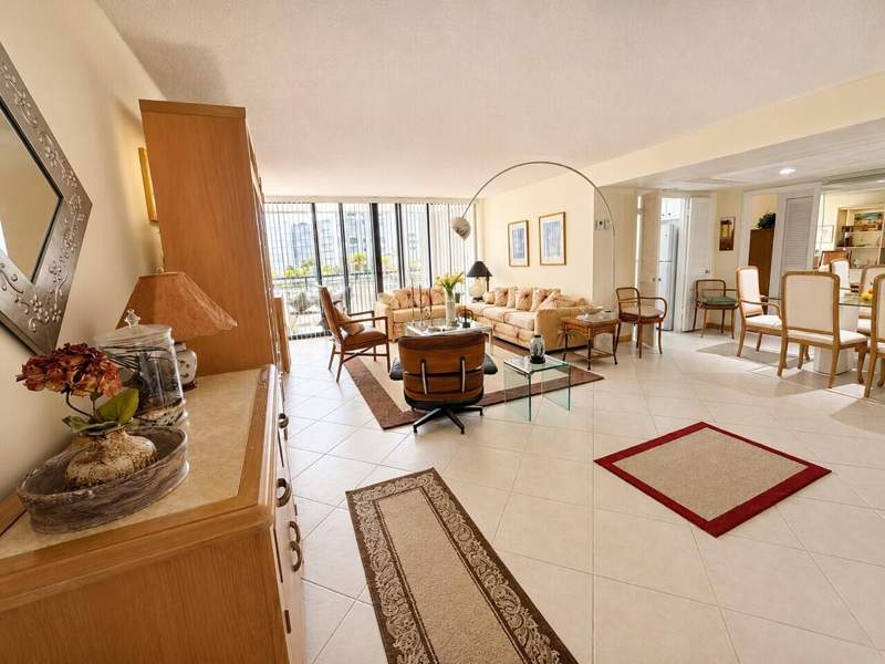2 bedroom Condominium at 3589 S Ocean Boulevard #404, Mayfair House Condo, South Palm Beach — photo 4