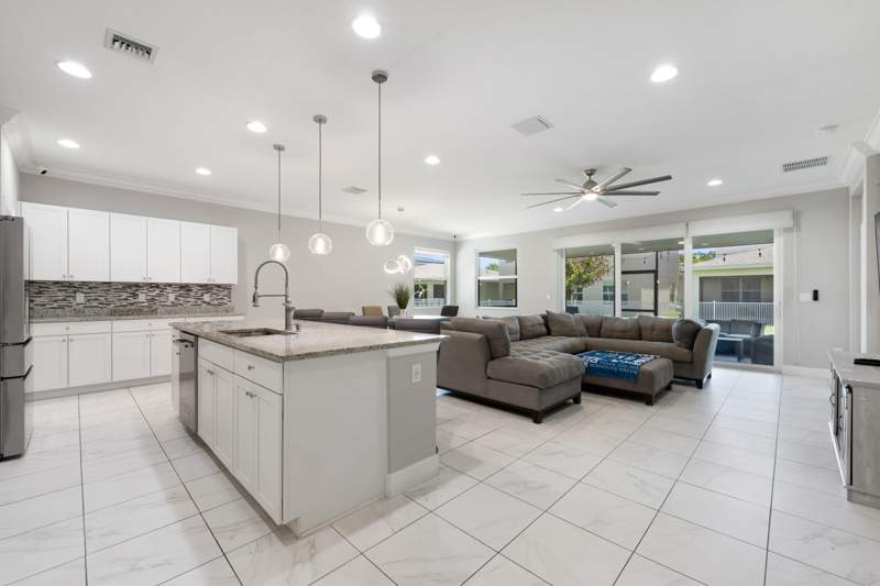 3 bedroom Single Family Residence at 1600 NW Vivanco Street, Vizcaya Falls, Port St. Lucie — photo 3