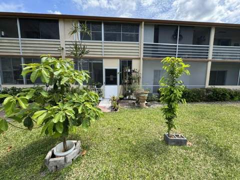 104 Hastings G, West Palm Beach FL - photo 17 of 20
