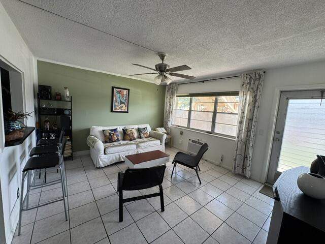 1 bedroom Condominium at 104 Hastings G, Century Village, West Palm Beach — photo 5