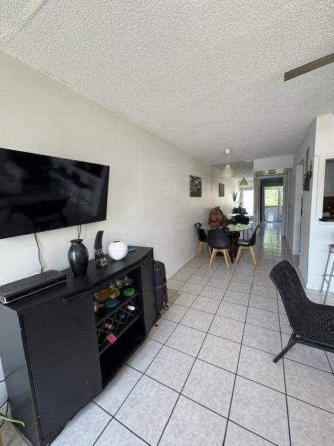 1 bedroom Condominium at 104 Hastings G, Century Village, West Palm Beach — photo 3