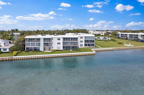 100 Waterway Road #E305, Tequesta FL - photo 11 of 82
