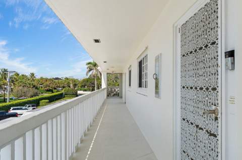 100 Waterway Road #E305, Tequesta FL - photo 10 of 82