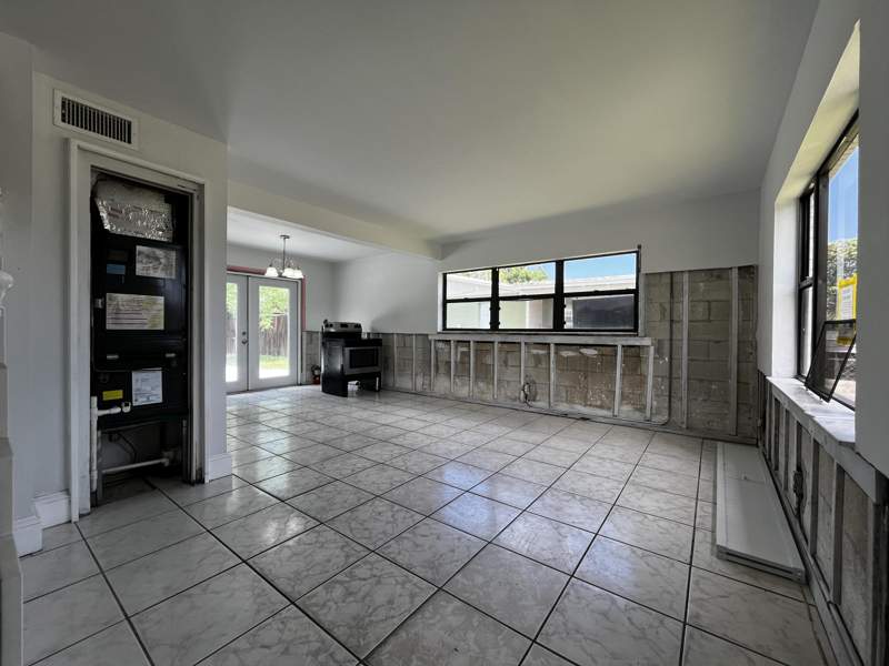 3 bedroom Single Family Residence at 5163 Marion Place, GRAMERCY PARK UNIT 2, West Palm Beach — photo 4