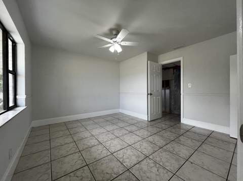 5163 Marion Place, West Palm Beach FL - photo 7 of 39