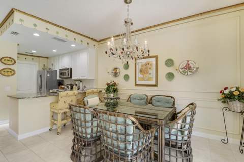 77 Laurel Oaks Circle, Tequesta FL - photo 16 of 45