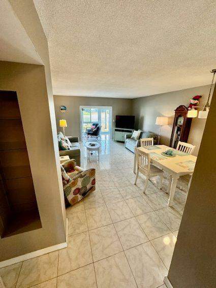 2615 Garden Drive #101, Lake Worth FL - photo 7 of 42