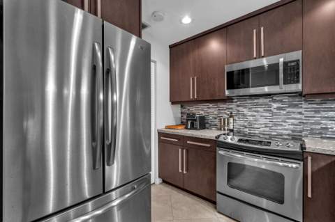 2347 N 37th Avenue, Hollywood FL - photo 15 of 33