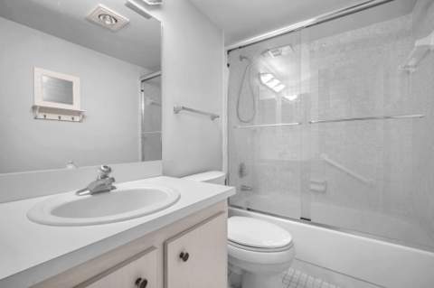 2347 N 37th Avenue, Hollywood FL - photo 23 of 33