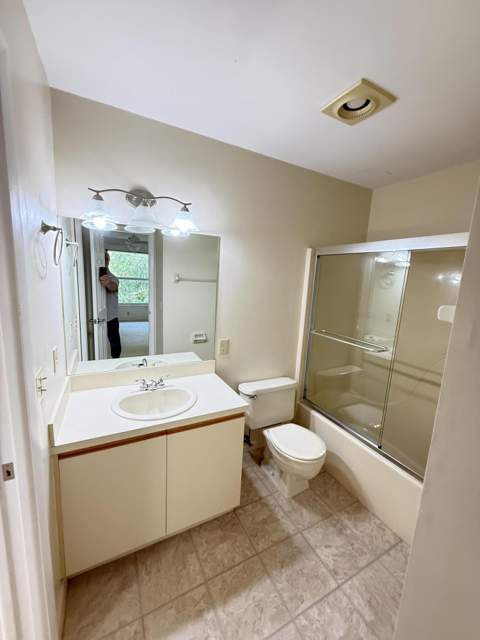 8228 SE Croft Circle #J-8, Hobe Sound FL - photo 23 of 28