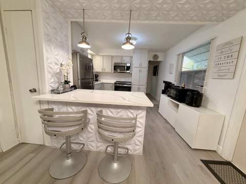 128 Havenwood Drive, Pompano Beach FL - photo 11 of 43