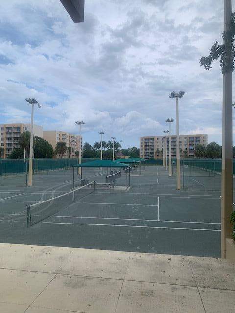 2820 Tennis Club Drive #506, West Palm Beach FL - photo 15 of 18