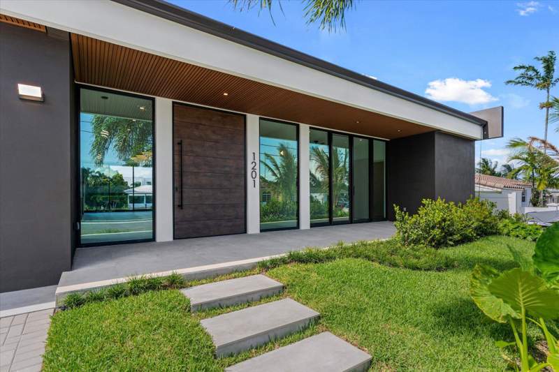 4 bedroom Single Family Residence at 1201 Guava Isle, South New River Isles Sec, Fort Lauderdale — photo 5