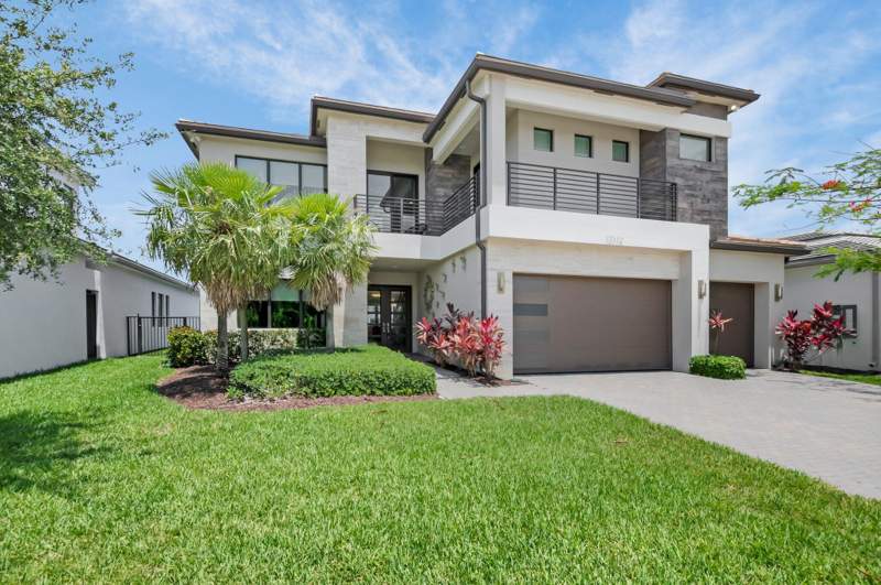 4 bedroom Single Family Residence at 17112 Aquavera Way, LOTUS, Boca Raton — photo 3