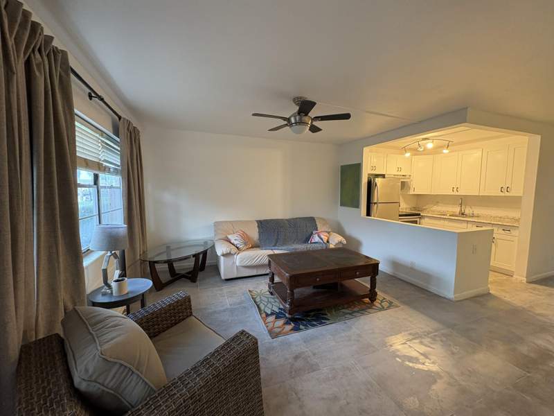 1 bedroom Condominium at 2 Kent A, Kent Condominiums A Thru N, West Palm Beach — photo 3