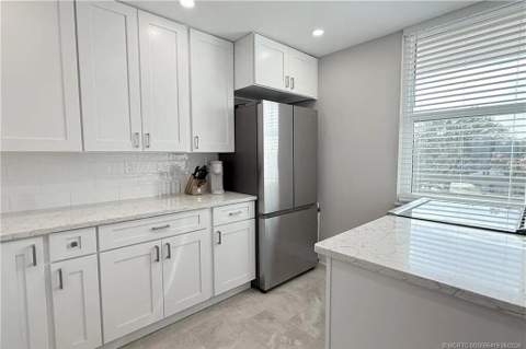 1950 SW Palm City Road #14-305, Stuart FL - photo 19 of 58