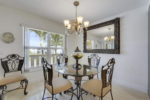 210 Wellington, West Palm Beach FL - photo 9 of 22
