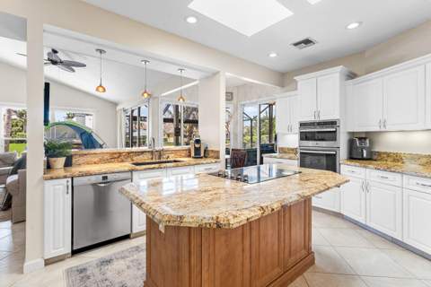 8926 SE North Passage Way, Jupiter FL - photo 21 of 32