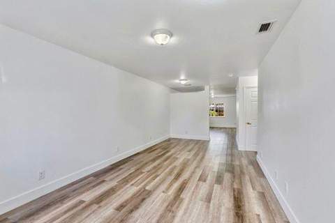 330 SW 2nd Avenue #14, Hallandale Beach FL - photo 8 of 43