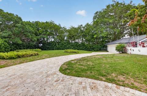 8044 Twin Lake Drive, Boca Raton FL - photo 6 of 86