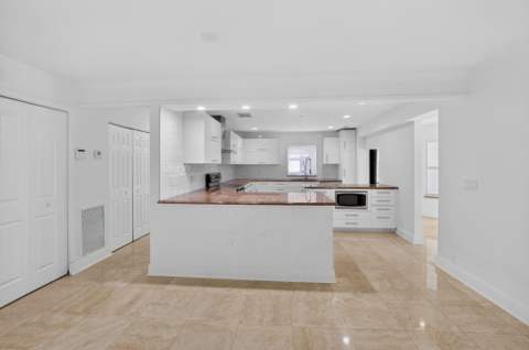 8044 Twin Lake Drive, Boca Raton FL - photo 19 of 86