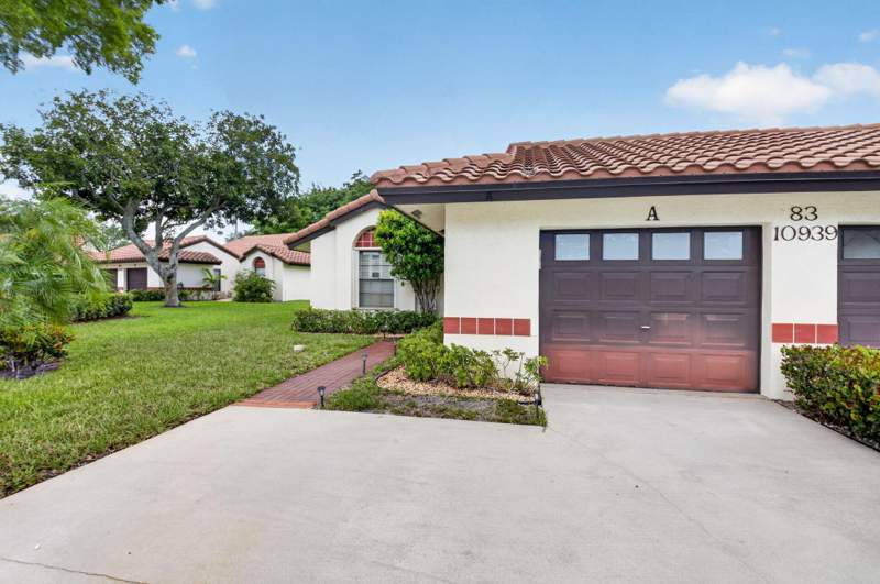 3 bedroom Villa at 10939 Roebelini Palm Court #A, Palm Chase, Boynton Beach — photo 2