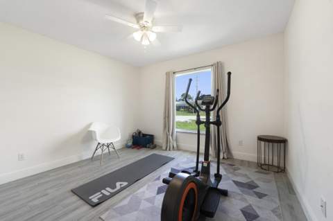 981 SW California Boulevard, Port St. Lucie FL - photo 14 of 23
