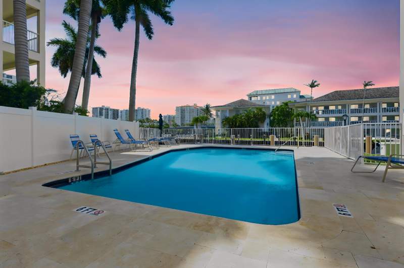2 bedroom Condominium at 2880 NE 33rd Court #305, Hawthorne Manor Condo, Fort Lauderdale — photo 2