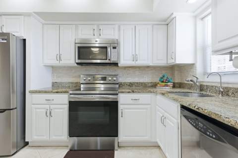 2880 NE 33rd Court #305, Fort Lauderdale FL - photo 6 of 26