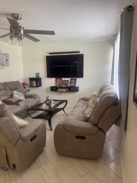 7160 NW 24th Street, Sunrise FL - photo 8 of 10